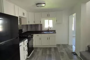 1200 4th St, Three Rivers, MI 49093 - Photo 3