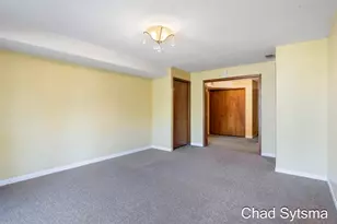 193 Laurelwood Ct SW, Grand Rapids, MI 49548 - Photo 17