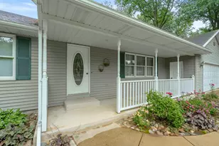 52135 Nancy Ln, Three Rivers, MI 49093 - Photo 3