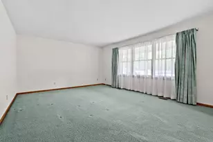 52135 Nancy Ln, Three Rivers, MI 49093 - Photo 9