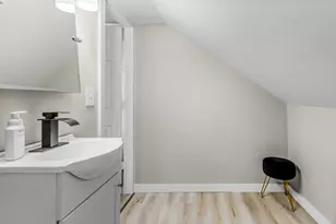 819 Harding St NW, Grand Rapids, MI 49544 - Photo 17