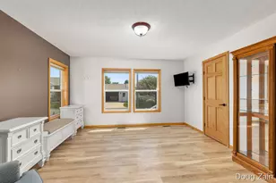 13611 Snapdragon Ln, Cedar Springs, MI 49319 - Photo 11