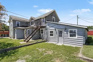 4737 Territorial Rd, Benton Harbor, MI 49022 - Photo 3
