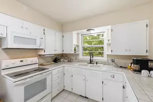 719 Aster Ave, Holland, MI 49423 - Photo 7