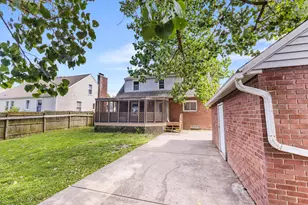 11 John R St, Battle Creek, MI 49015 - Photo 5