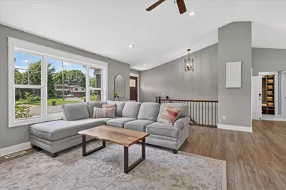 2747 4 Mile Road NW, Grand Rapids, MI 49544 - Photo 9