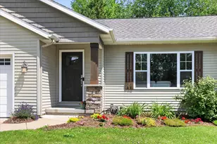 2747 4 Mile Rd NW, Grand Rapids, MI 49544 - Photo 3