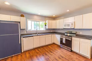 227 N Franklin St, Lawton, MI 49065 - Photo 19