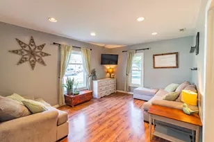 227 N Franklin St, Lawton, MI 49065 - Photo 5