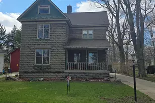 622 Maple St, Colon, MI 49040 - Photo 3