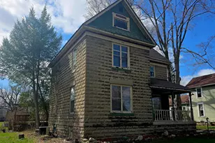622 Maple St, Colon, MI 49040 - Photo 5
