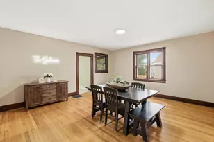 1009 Second St NW, Grand Rapids, MI 49504 - Photo 7