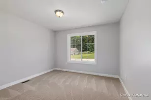 11782 Ridge Water Dr NE, Sparta, MI 49345 - Photo 23
