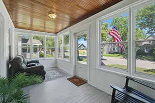 118 W 18th St, Holland, MI 49423 - Photo 11