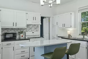 118 W 18th St, Holland, MI 49423 - Photo 25