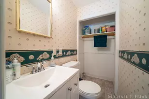 1705 Derbyshire St SE, Grand Rapids, MI 49508 - Photo 25