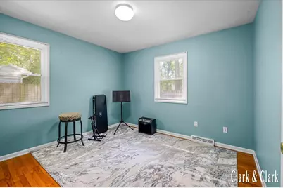 4747 Marshall Avenue SE, Grand Rapids, MI 49508 - Photo 9