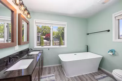 271 Glendale Street, Holland, MI 49423 - Photo 15