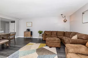 2576 Mapleview St SE, Grand Rapids, MI 49508 - Photo 15