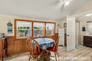 2243 1st Ave, Holland, MI 49424 - Photo 9