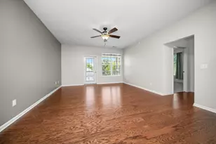 1013 E Summerfield Glen Cir, Ann Arbor, MI 48103 - Photo 9