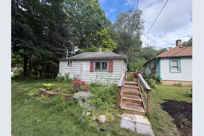 3064 Effie Place NE, Grand Rapids, MI 49505 - Photo 1
