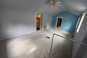 3064 Effie Pl NE, Grand Rapids, MI 49505 - Photo 3