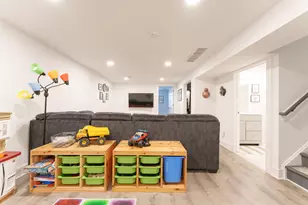 717 Carbeck Dr, Ann Arbor, MI 48103 - Photo 23