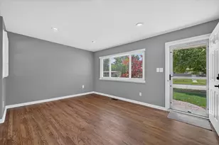 34330 Florence St, Westland, MI 48185 - Photo 13