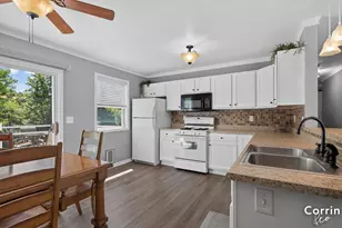 2146 E Maple Ct, Zeeland, MI 49464 - Photo 7