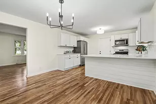 1350 N Aurilla Dr, Saint Joseph, MI 49085 - Photo 9