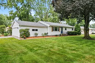 1350 N Aurilla Dr, Saint Joseph, MI 49085 - Photo 3