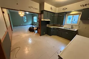 179 Loomis St, Sparta, MI 49345 - Photo 5