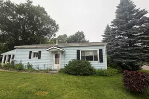 179 Loomis St, Sparta, MI 49345 - Photo 1
