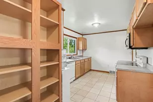 1039 S Constantine St, Three Rivers, MI 49093 - Photo 7
