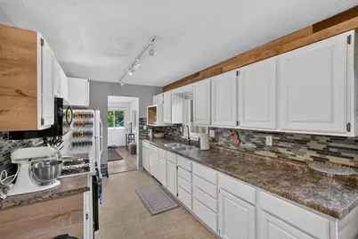 4036 Childs Avenue NW, Comstock Park, MI 49321 - Photo 11