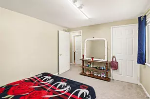2041 W Franklin Dr, Canton, MI 48187 - Photo 9