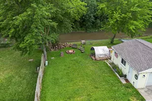 25286 Castlewood Dr, Trenton, MI 48183 - Photo 21