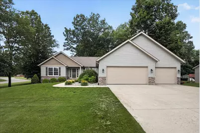 69914 Roy Drive, Edwardsburg, MI 49112 - Photo 3