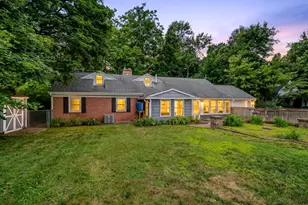 1218 Pinehurst Blvd, Kalamazoo, MI 49006 - Photo 1