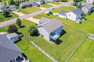 7904 West Side Dr, Hudsonville, MI 49426 - Photo 35