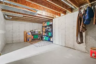 3921 S Sheridan Dr, Muskegon, MI 49444 - Photo 23