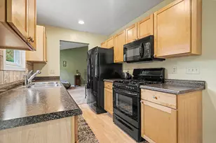 3921 S Sheridan Dr, Muskegon, MI 49444 - Photo 13