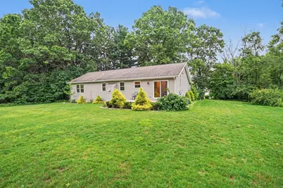 3921 S Sheridan Drive, Muskegon, MI 49444 - Photo 27