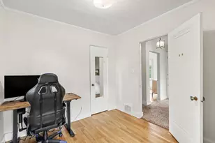 825 Oaklawn St NE, Grand Rapids, MI 49505 - Photo 31