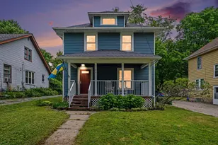 54 Lowell Ave NE, Grand Rapids, MI 49503 - Photo 1