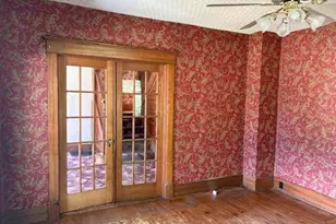 504 S Center St, Hartford, MI 49057 - Photo 5