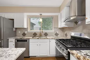 9655 Endicott Ln, Ypsilanti, MI 48197 - Photo 11