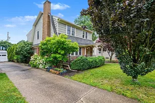 2729 Oakwood Ave NE, Grand Rapids, MI 49505 - Photo 21