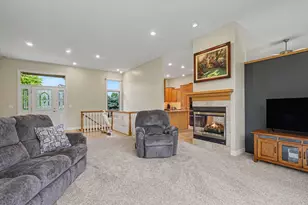 3559 Elk Ct, Zeeland, MI 49464 - Photo 3
